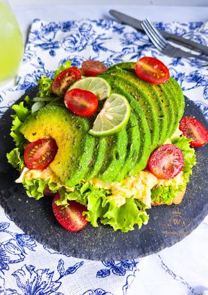 Foto resep Avocado Toast with Egg