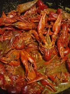 Una foto de Cangrejos de río en salsa