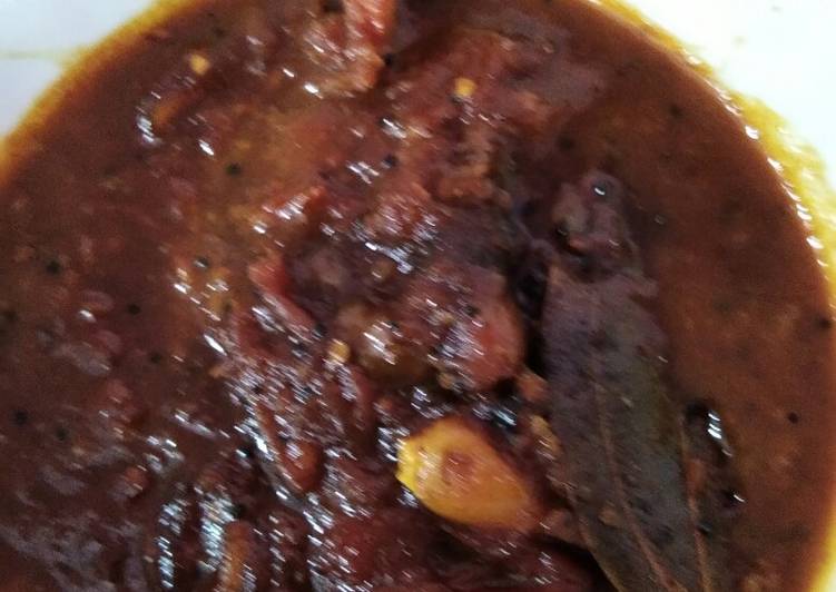 Honey and tomato chutney