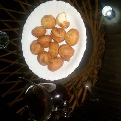 Mandazi's A picture of Mandazi's.
