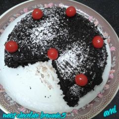 A picture of Moist chocolate brownie.