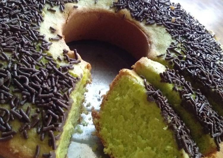 Resep: Bolu Pandan panggang #13 gampang