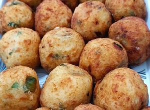 Foto de Bolinho fake de bacalhau ou croquete de merluza