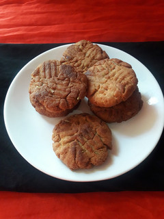 ठेकुआ (Thekua recipe in hindi) रेसिपी मुख्य फोटो
