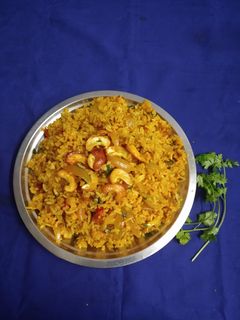 *காலிஃப்ளவர் டேஸ்ட்டி பிரியாணி*(cauliflower biryani recipe in tamil) செய்முறை முக்கிய புகைப்படம்