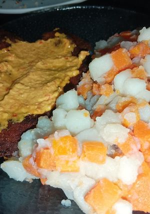 Una foto de Milanesa con Salsa Mostaza