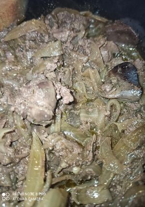 Una foto de Higaditos de Pollo Encebollados