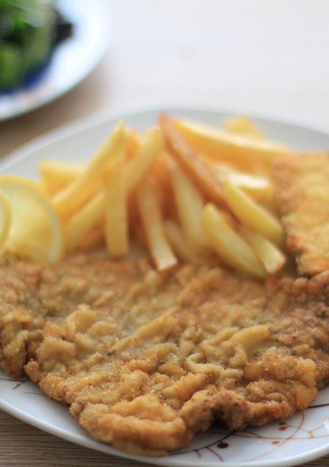 Una foto de Milanesa: carne de res empanizada