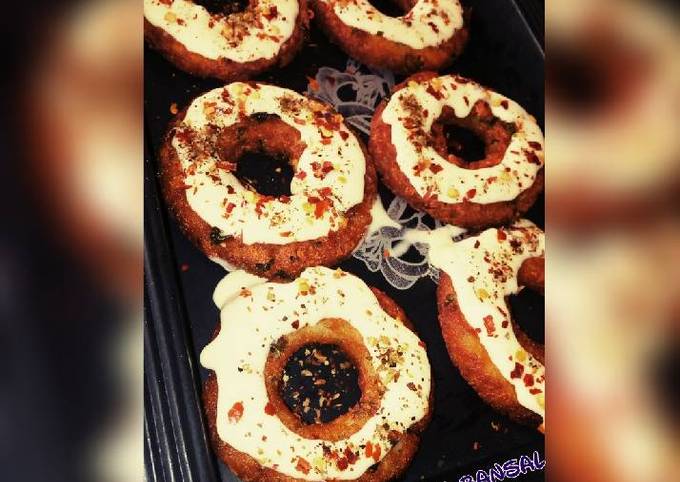 Cara Gampang Membuat Cheesy crunchy potato donuts Anti Gagal