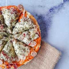 A picture of 102. Pizza Homemade.
