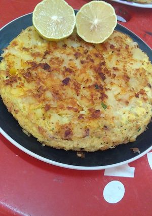 Una foto de Tortilla de Papas Con huevos