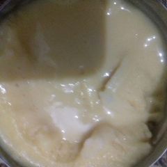 A picture of Mango kulfi.