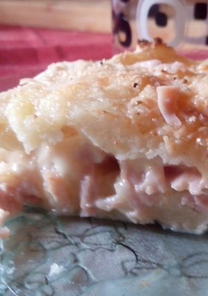 Una foto de Tarta de papa con jamón y queso