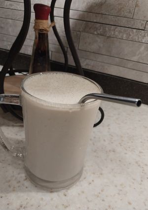 A picture of Banana Honey Smoothie.