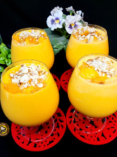 A picture of Delicious Mango Lassi.