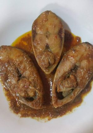 ইলিশ মাছের জিরে পাতুরি(illish macher jeera paturi recipe in Bengali) রেসিপির প্রধান ছবি