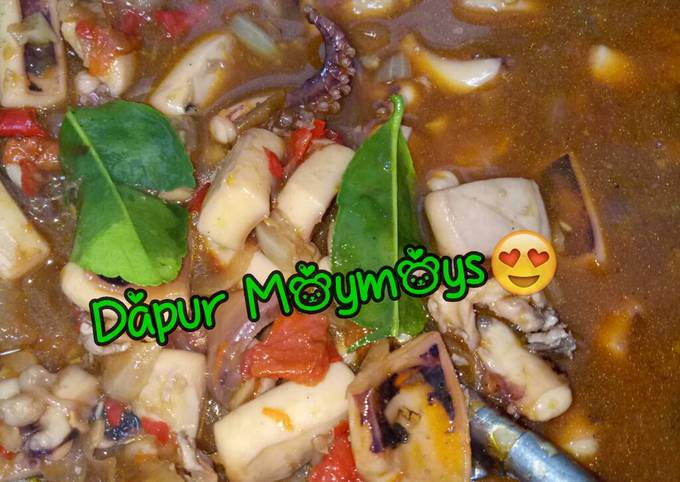 Resep Tumis Cumi Besar Oleh Lufthia Sevriana Cookpad