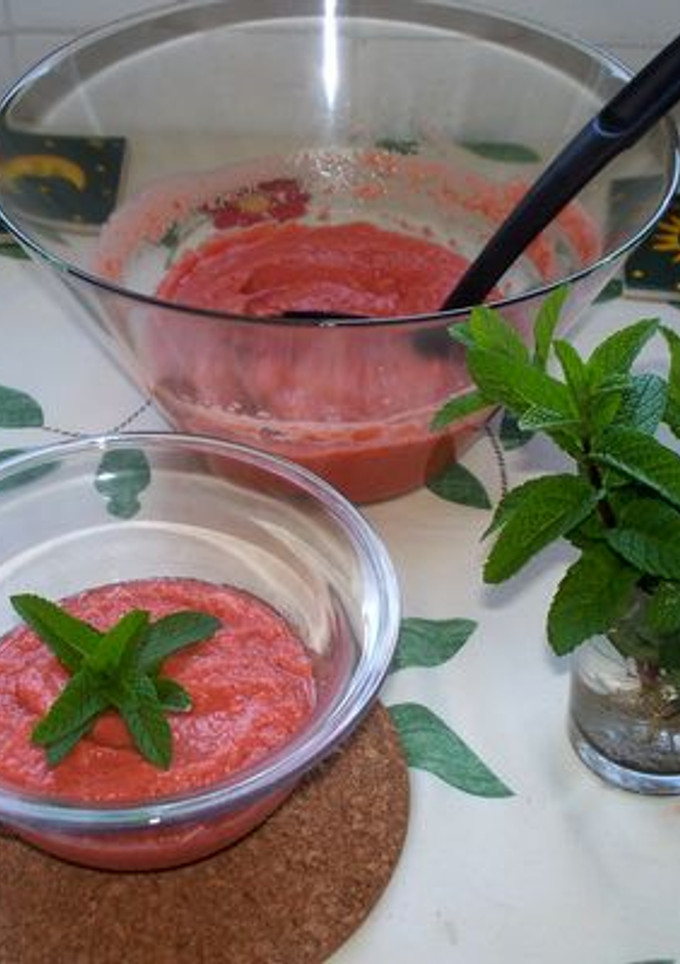 Una foto de Salmorejo de fresas