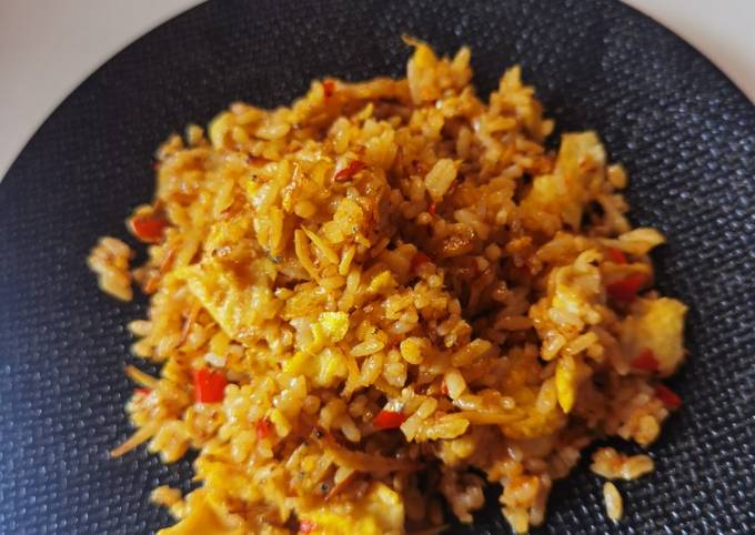 Yuk intip, Cara gampang memasak Nasi Goreng Teri Medan dijamin sempurna