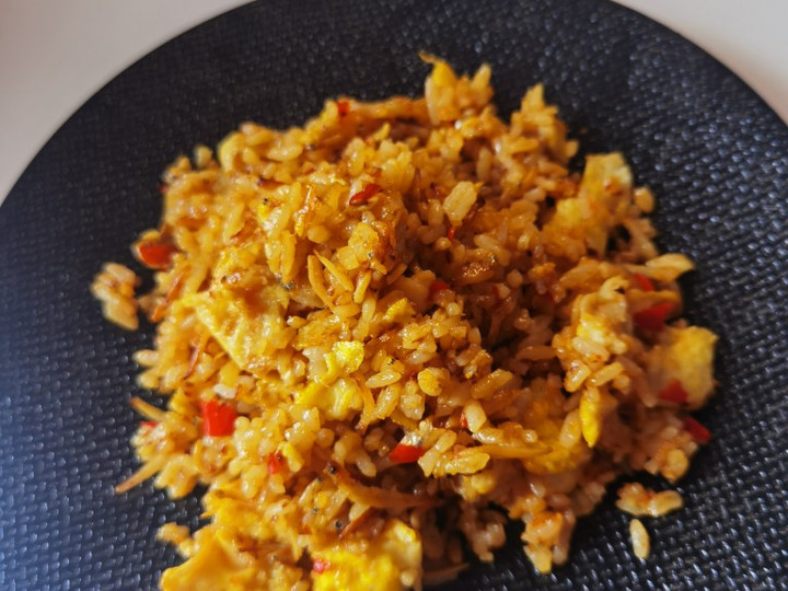 Yuk intip, Cara gampang memasak Nasi Goreng Teri Medan dijamin sempurna