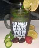 BlackBerry strawberry detox water