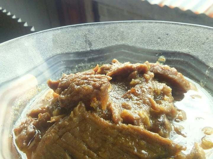 Langkah Mudah untuk Menyiapkan Resep Lapis daging sapi (pedas) yang Enak