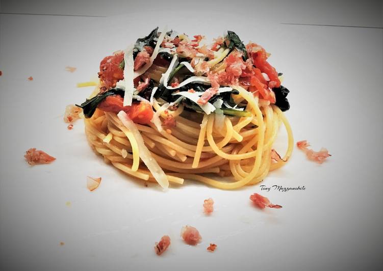 Easiest Way to Prepare Any-night-of-the-week Spaghetti con catalogna, pomodori mini plum e briciole di speck croccanti