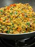 Cocina de aprovechamiento: wok de arroz salteado con champiñones y verduras