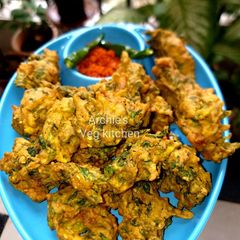 Spinach Pakoda A picture of Spinach Pakoda.