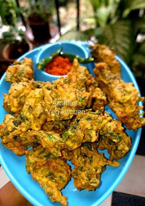 A picture of Spinach Pakoda.