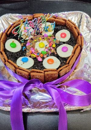 A picture of Oreo cake in gas tandoor.