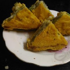 A picture of Bread  Pakora.
