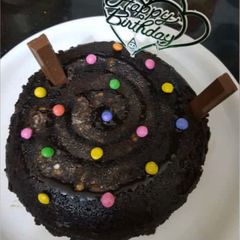 A picture of Oreo cake.