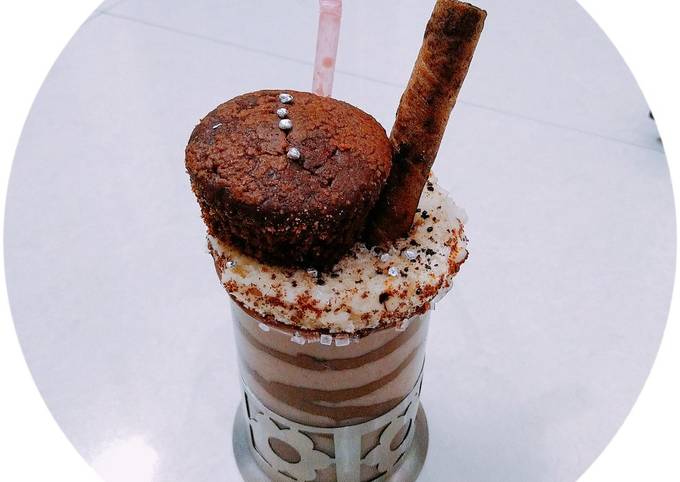 Step-by-Step Guide to Make Perfect Strawberry banana hazelnut smoothie