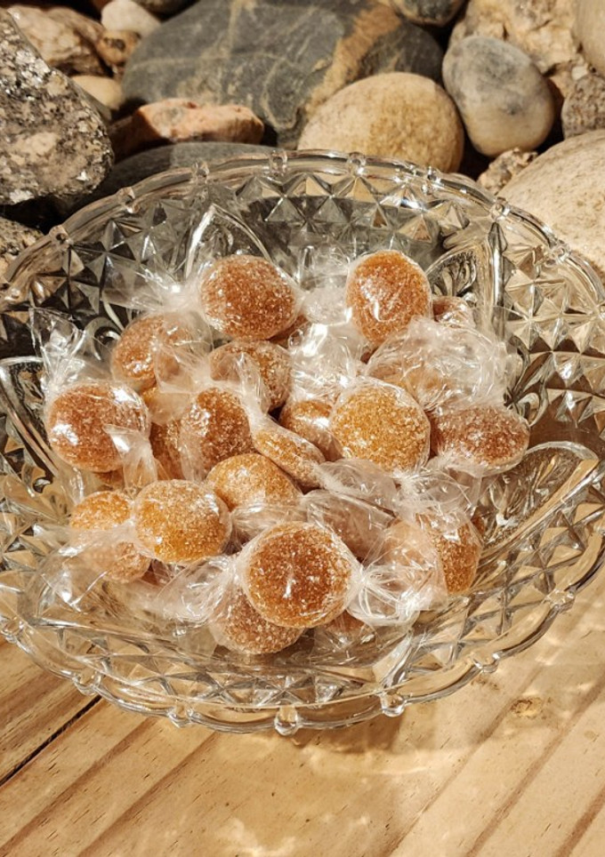 Una foto de 🍯🫚 Caramelos de miel y jengibre fresco 🫚🍯 Receta del cuaderno de mi abuela 📕👵🏻