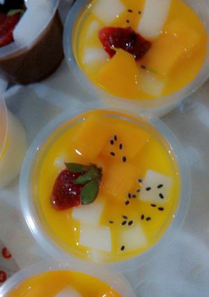 Foto resep Puding Sutra Mangga (Toping buah)