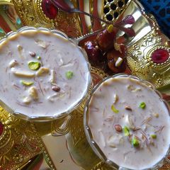A picture of Dates sevai kheer.