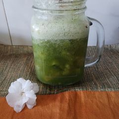 A picture of Muskmelon-Cucumber cooler.