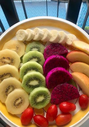 A picture of Fresh Fruits.