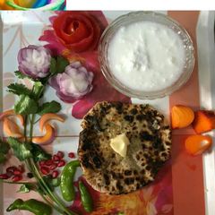 A picture of Tandoori aalu naan.