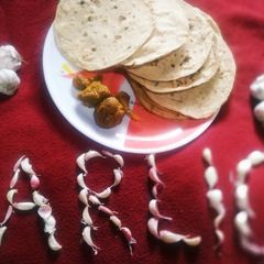 A picture of Garlic wheat flour chapati.