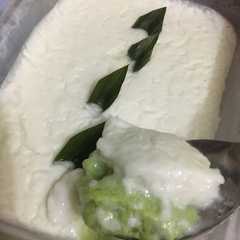 A picture of Lumpur surga.