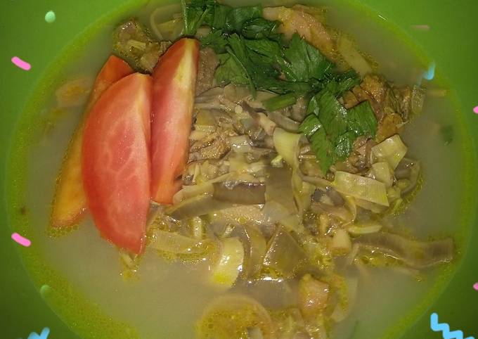 Resep Soto Jantung Pisang dan Daging Sapi yang Enak Banget