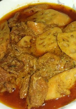 A picture of Beh gosht.