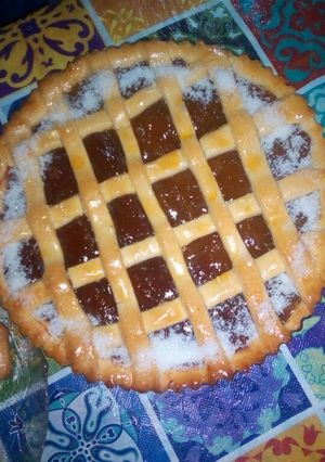 Una foto de Pastafrola mitad de batata mitad de membrillo