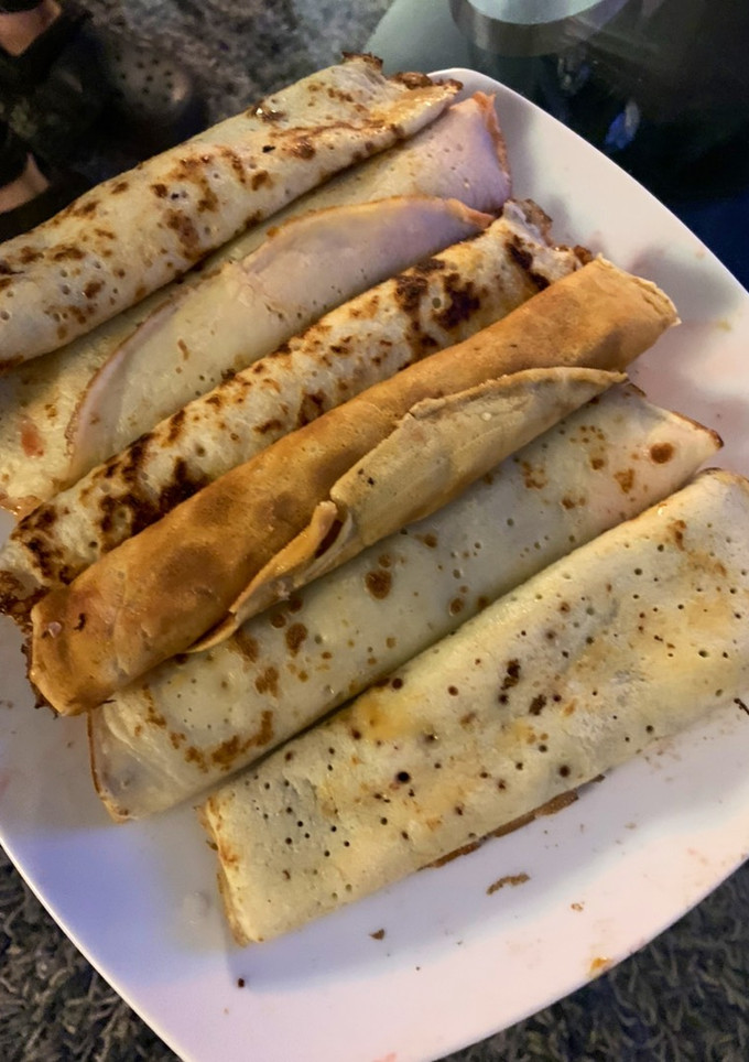 Una foto de Panqueque con Manjar y Frutilla