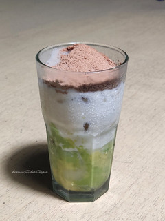Foto resep Es Alpukat Kocok Milo
