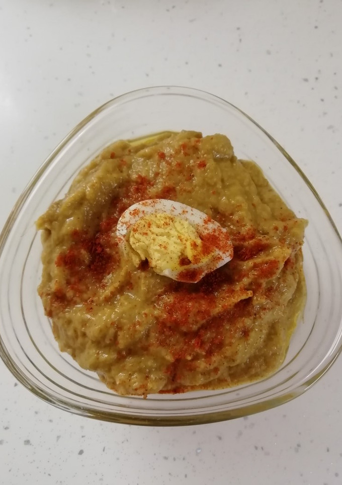 Una foto de Paté de tagarninas esparragas con huevo de codorniz