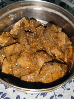 சுவரொட்டி பிரட்டல்(suvarotti pirattal recipe in tamil) செய்முறை முக்கிய புகைப்படம்