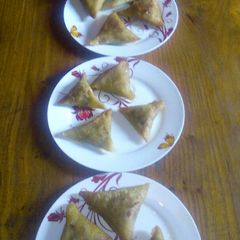 A picture of Samosa Raps.